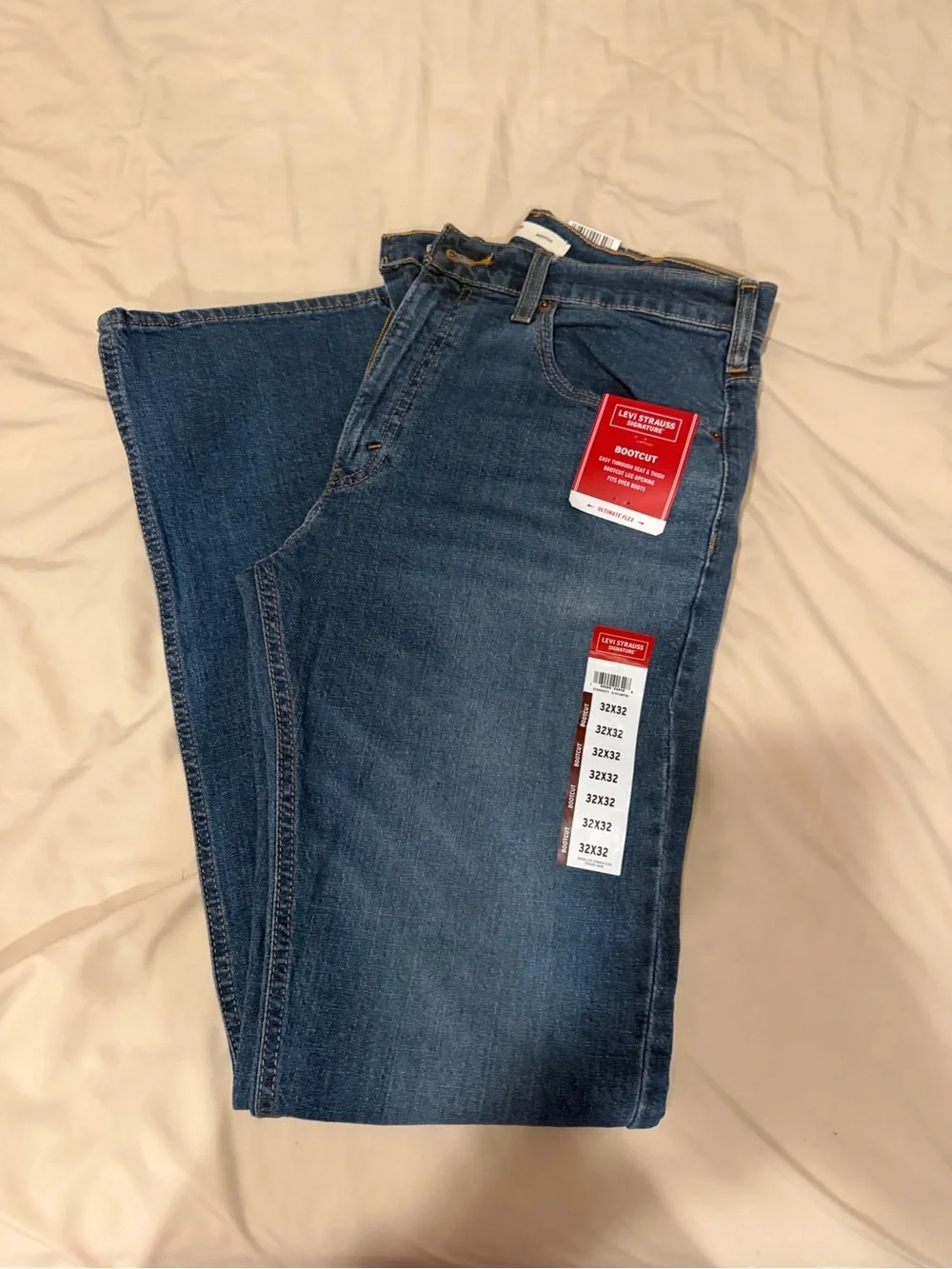 Levi's Men's Bootcut Jeans - Dark Blue Denim